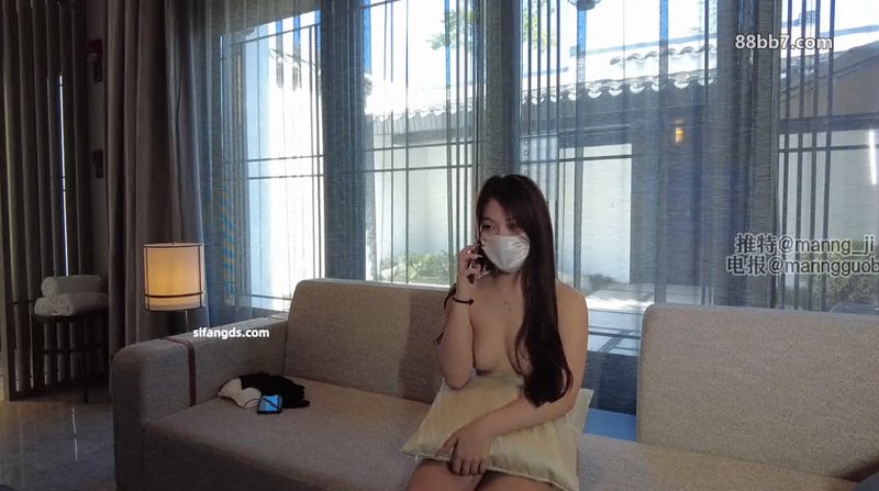 温泉酒店的疯狂做爱之旅，阳光正好，带着老婆喊着朋友，一起享受这难得的清闲时光
