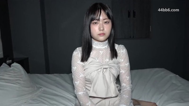 相当清纯却想被弄脏的主妇个人拍摄视频 FC2PPV-4730449