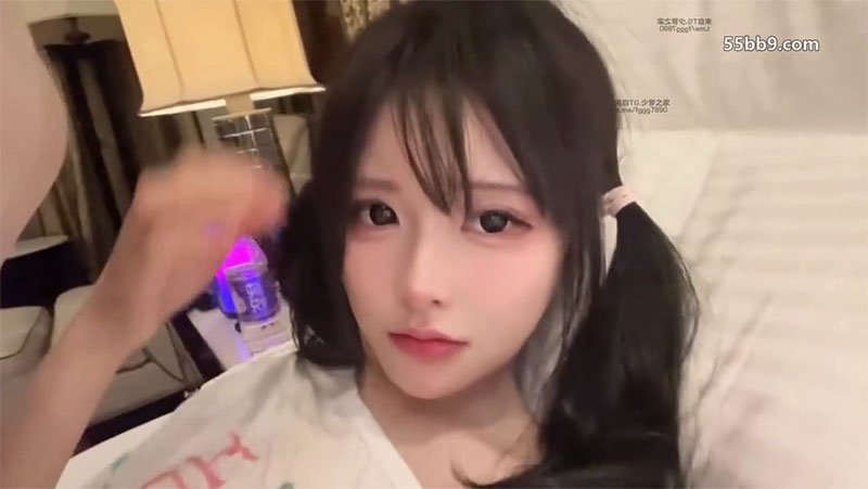 可爱双马尾魅魔少女与金主足交性爱